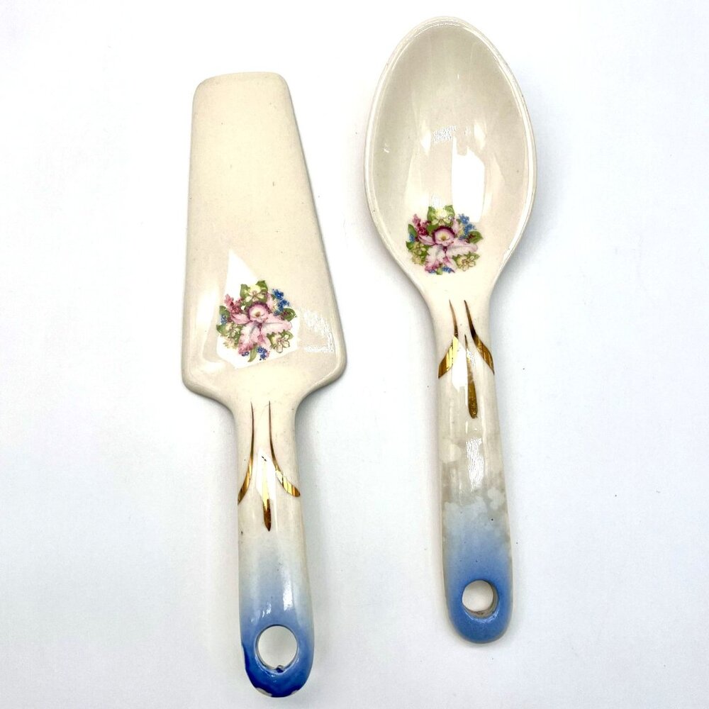 Cake Server and Spoon Set Ceramic Floral Blue Handle Gold Trim Vintage